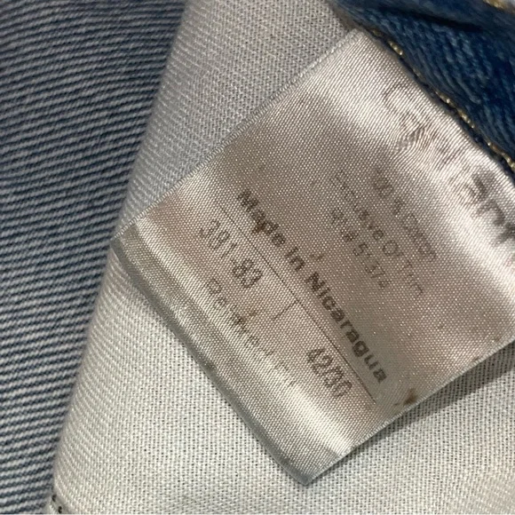 Carhartt Mens Size 42 Relaxed Fit Heavyweight Work Denim Light Wash Blue Classic - Picture 3 of 13